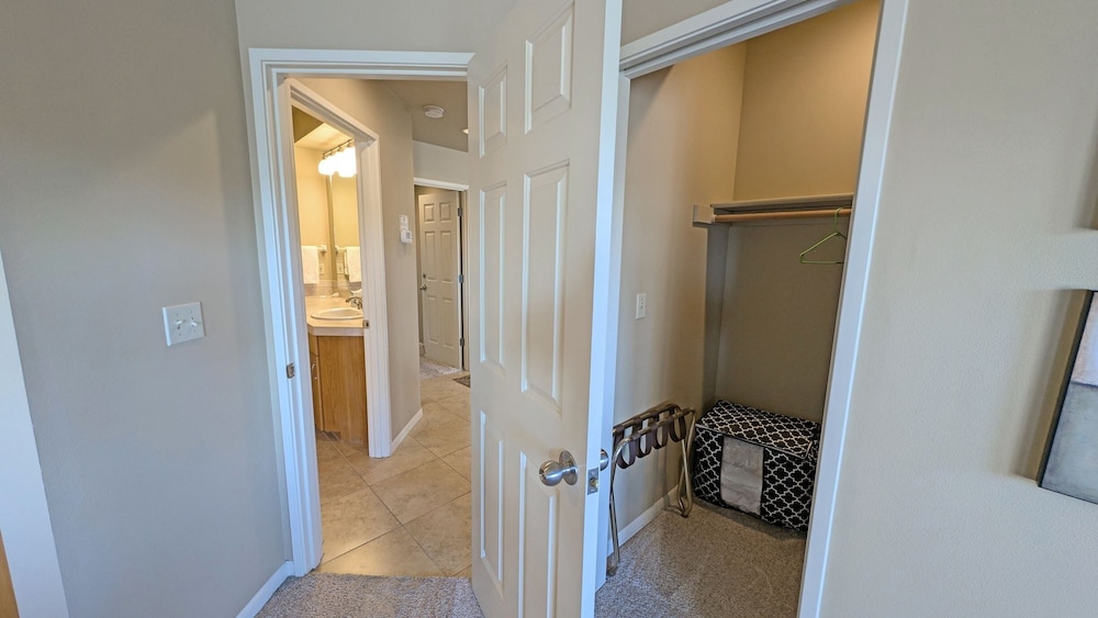 Mt Bachelor Village 324 A Sr 1 Bedroom Condo