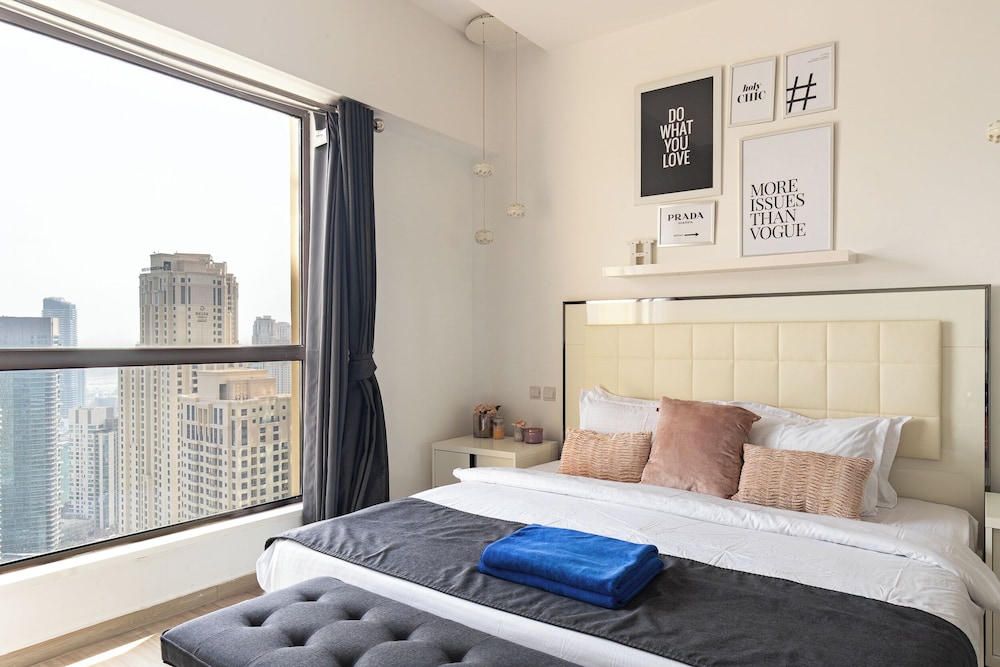 SIMPLY COMFORT Lux Penthouse 4BR Apartment with Iconic Marina Views