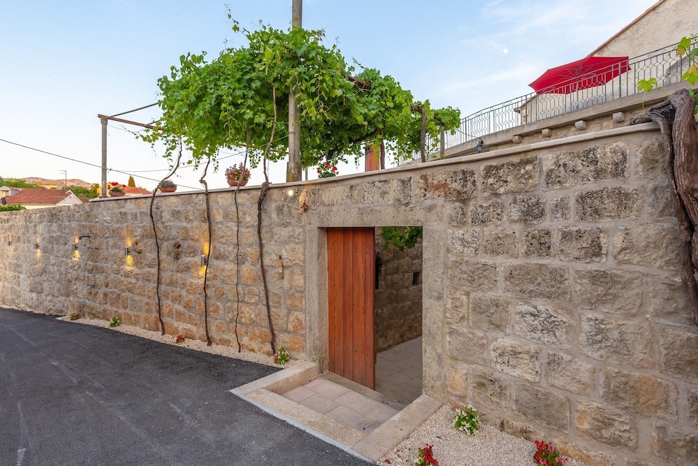 Konavle Apartments Zlatovisce