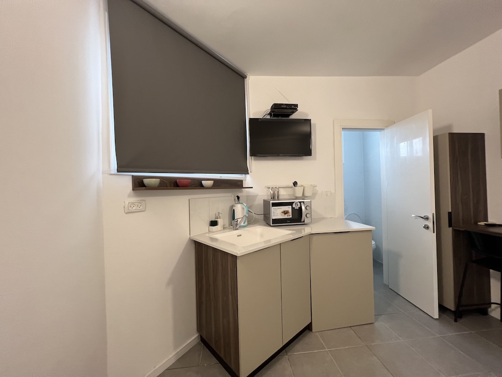 Ha-Carmel Market Apartment