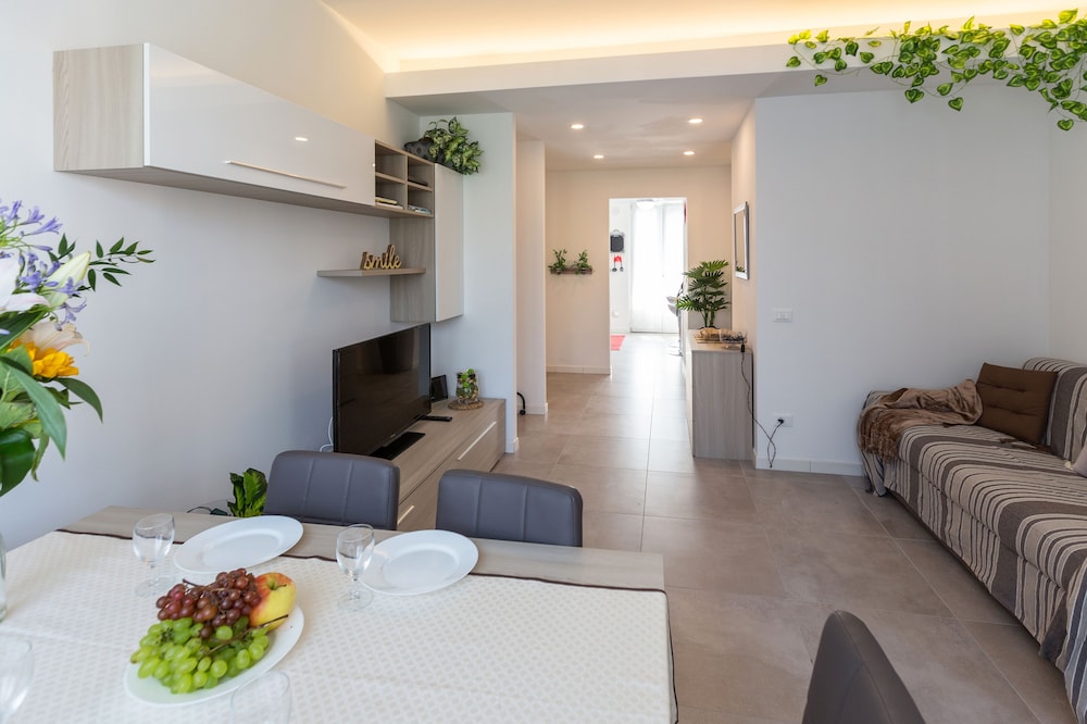 Very Special Villa, 6 and 3 Great For Family Reunions