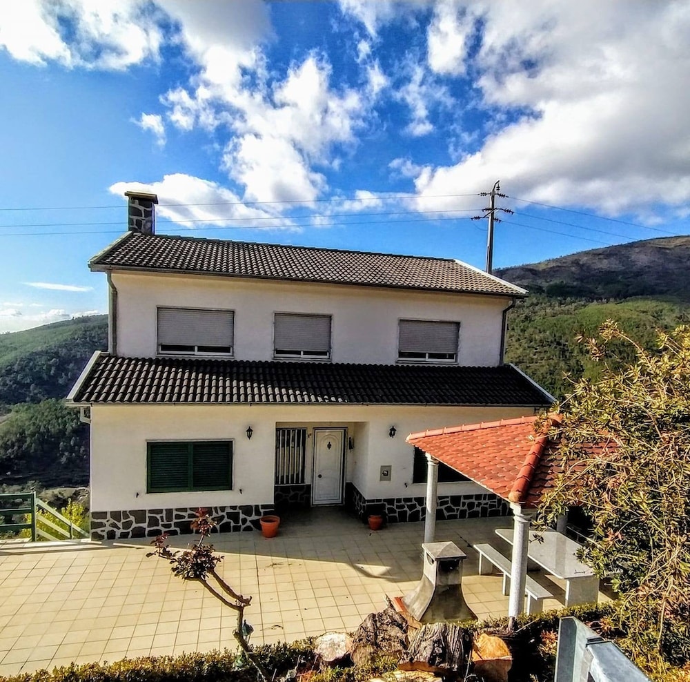 Private Pool Villa Serra da Estrela