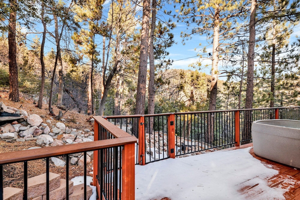 High-top Lakeview Chateau #2520