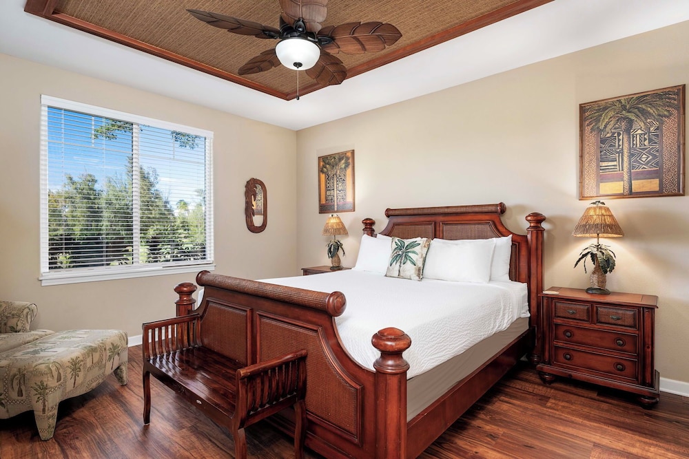 Golf View Villa - Concierge, Pools, Walk to Beach, Shops & Restaurants - Vrkcv