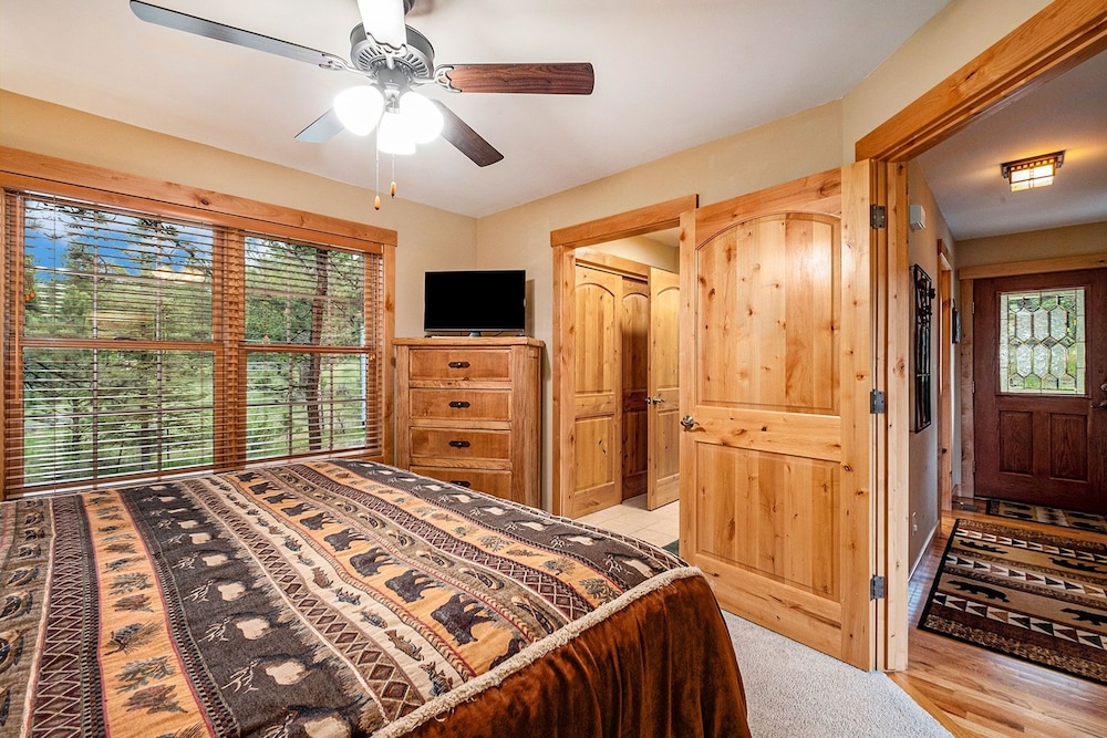 Cozy Solitude Cabins - Estes Park CO