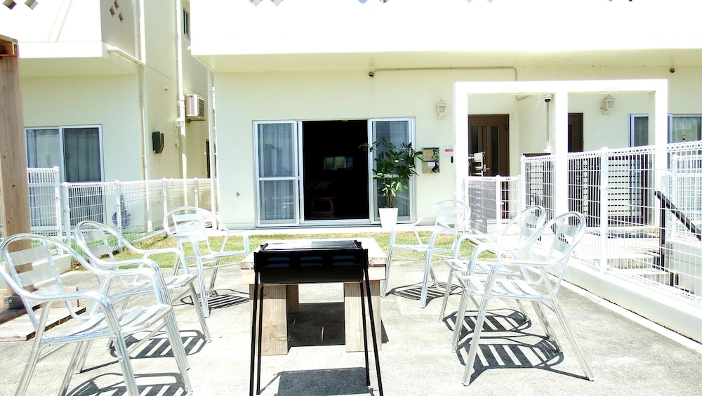 Sea Side Yaka