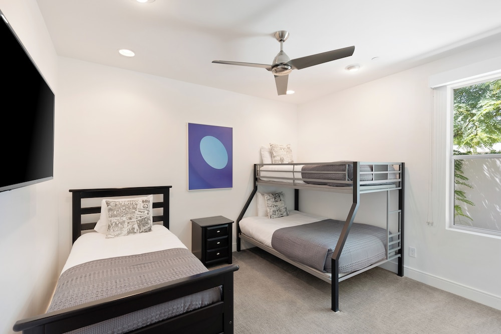 The Polo Villas by AvantStay – Modern Oasis Near Empire Polo Club