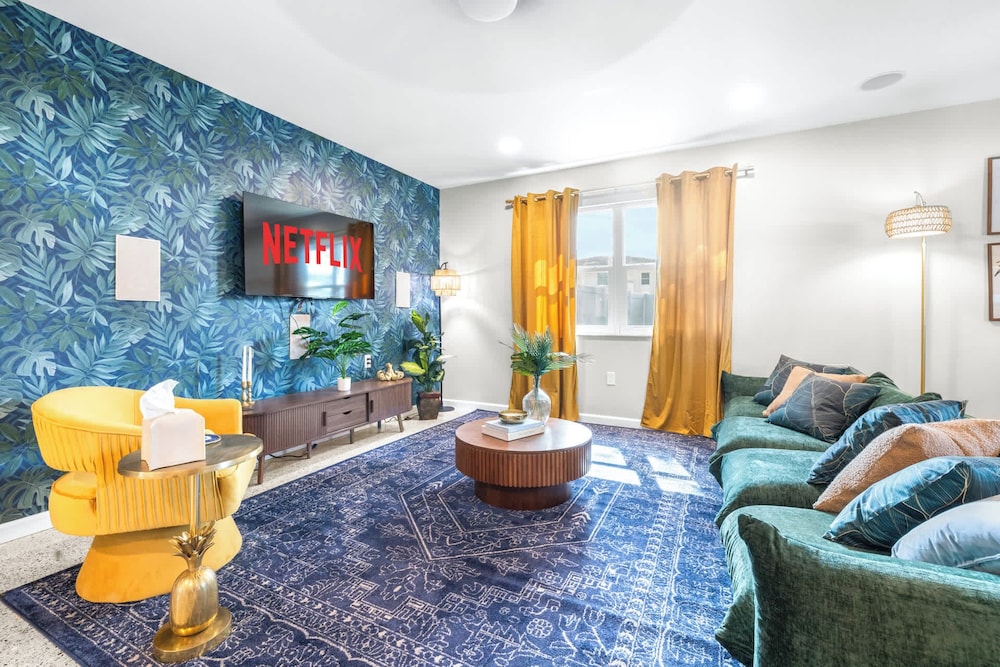 Bay Crest House Stay for 10!