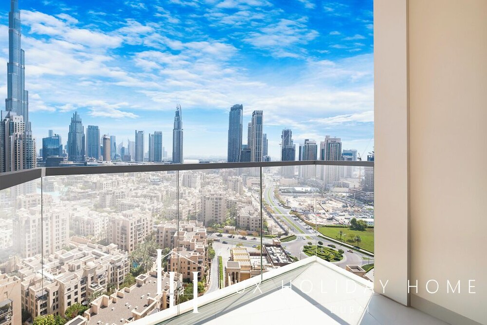 LUX  Executive Burj Khalifa View Suite
