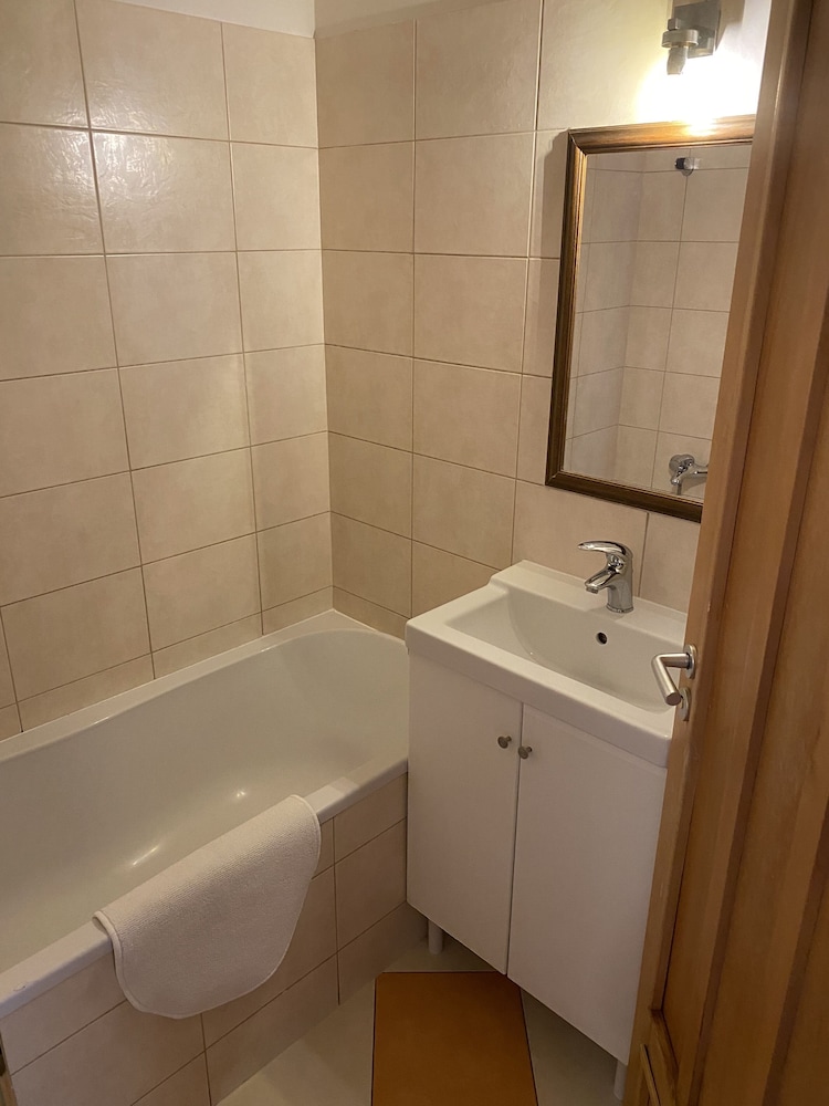 Cosy Studio Apartment Near Florenc in Prague