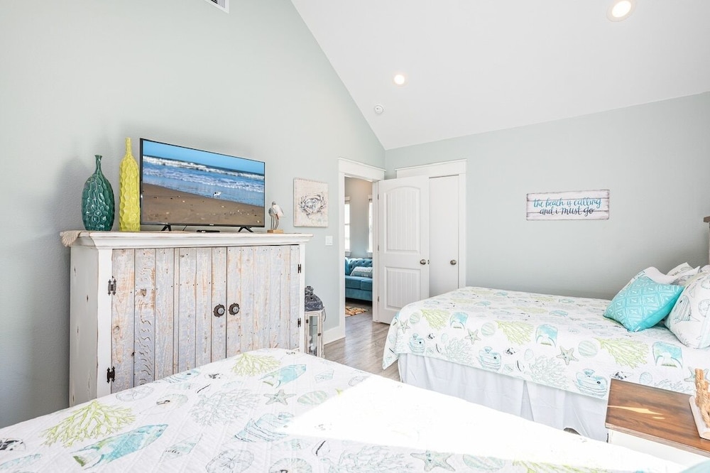 Crystal Breeze 3 Bedroom Home