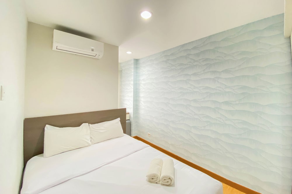Comfort Living 2Br At Cinere Bellevue Suites Apartment