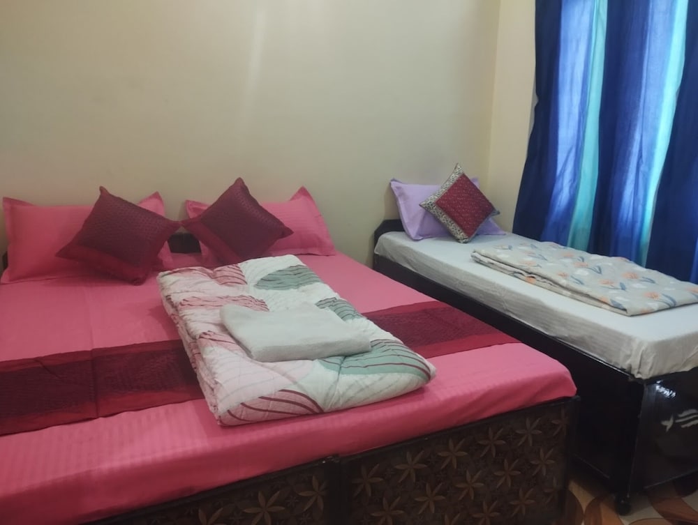 Hotel Vivek Palace and Restaurant