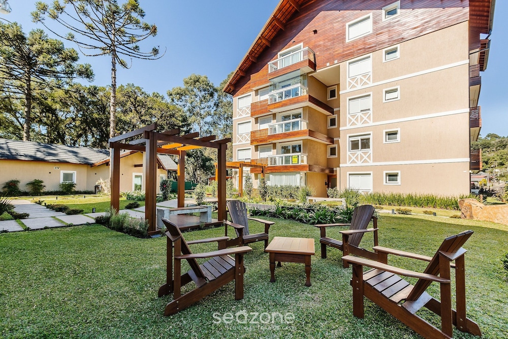 Cozy Apartment for 4 Guests in Canela - Dal312