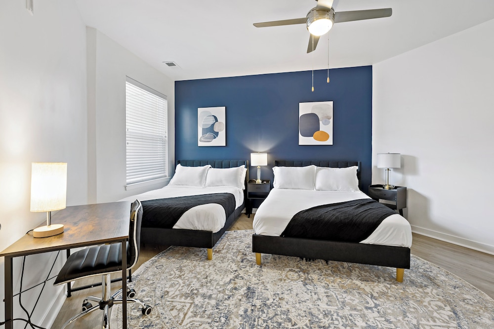 ROVE LIVING/KB - Midtown205