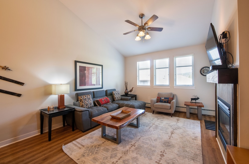 Winter Park CO Resort Lodging - Fraser Crossing/Founders Pointe