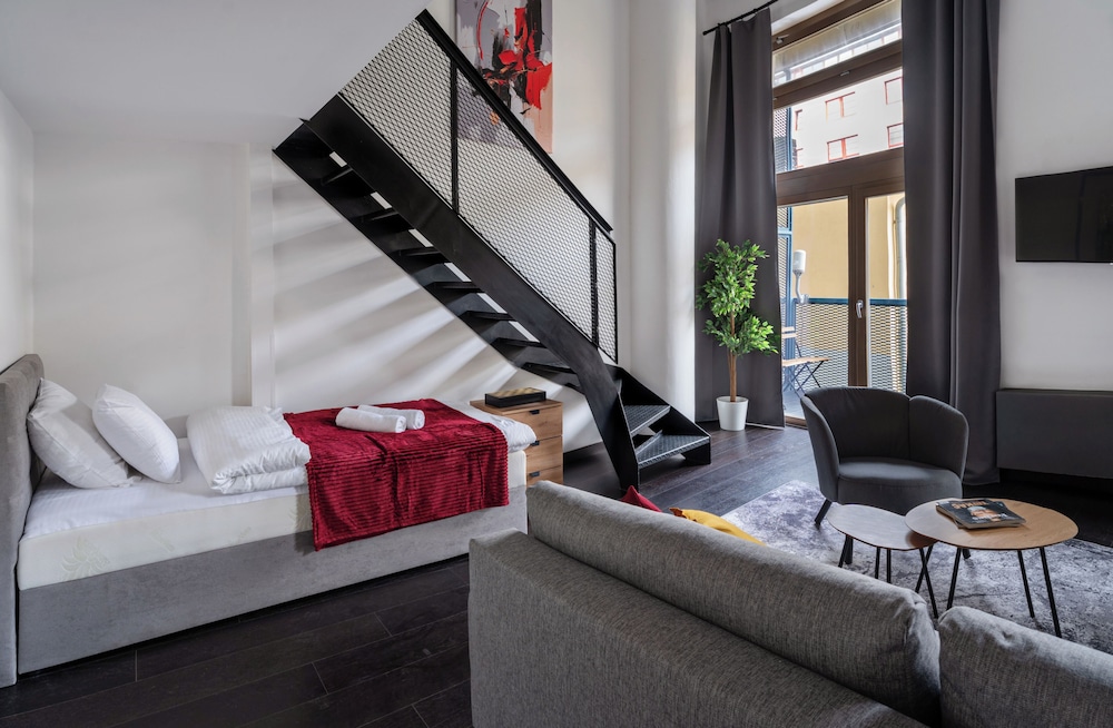 Apart loft hotel in Karlin