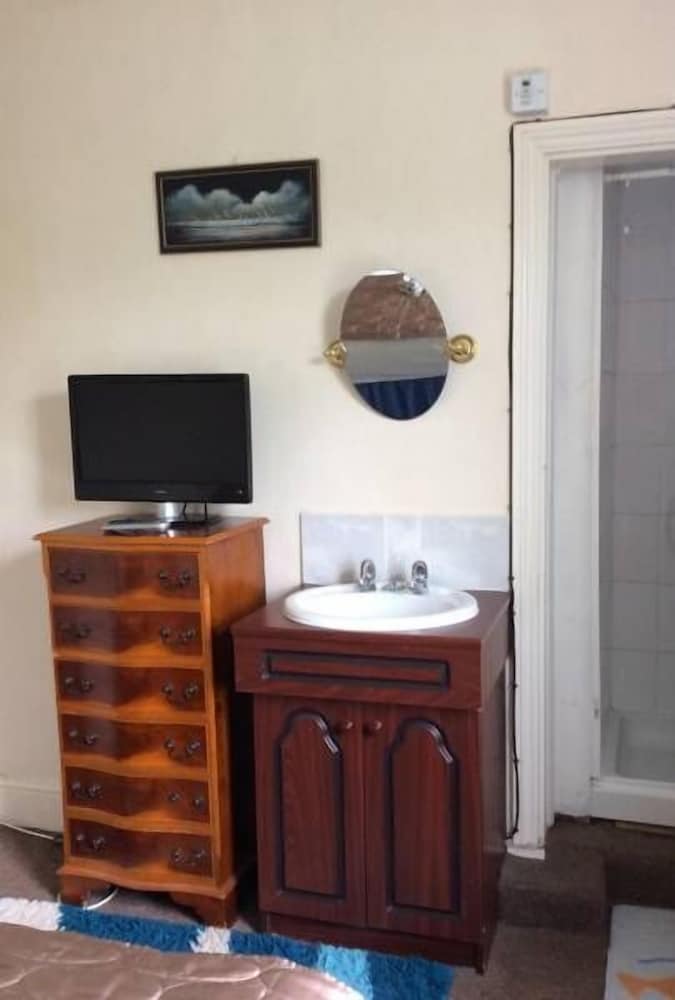 Cotefields Bed & Breakfast