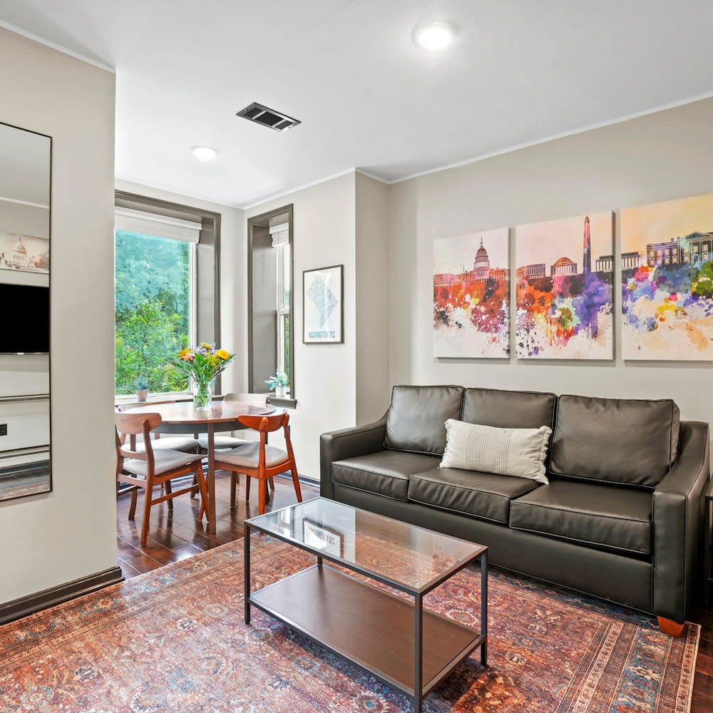 Spacious Sunny Shaw 1BR 1BA Apartment