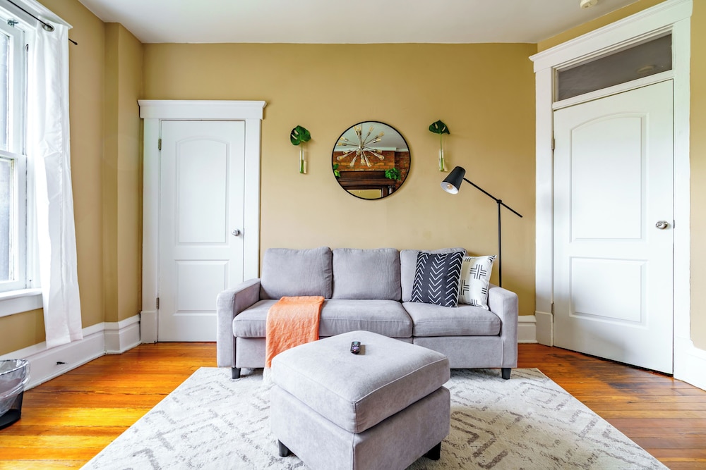 The Parkside by Jungle House – Short North Boutique Suites