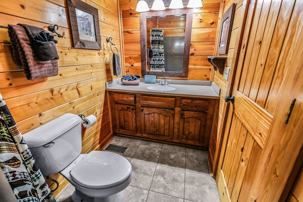 Extravagant View 3 Bedrooms 3 Bathrooms Cabin