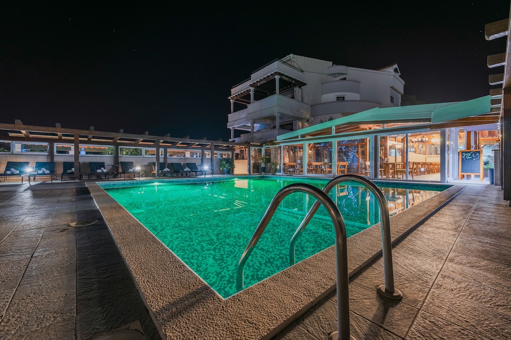 Aparthotel Plat