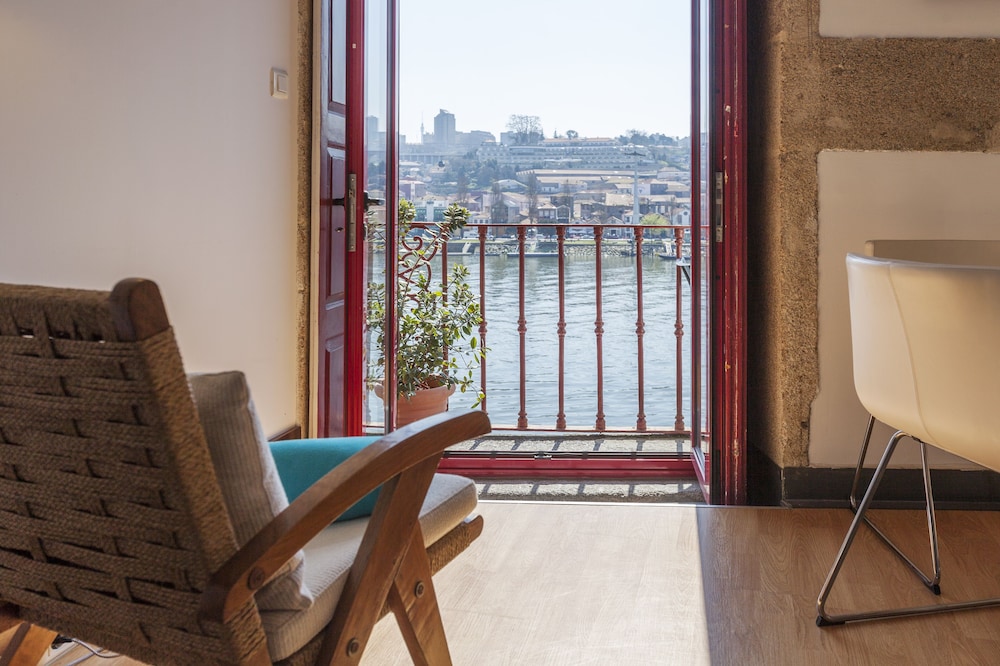 Hotel Go2oporto Ribeira do Porto - Image 1