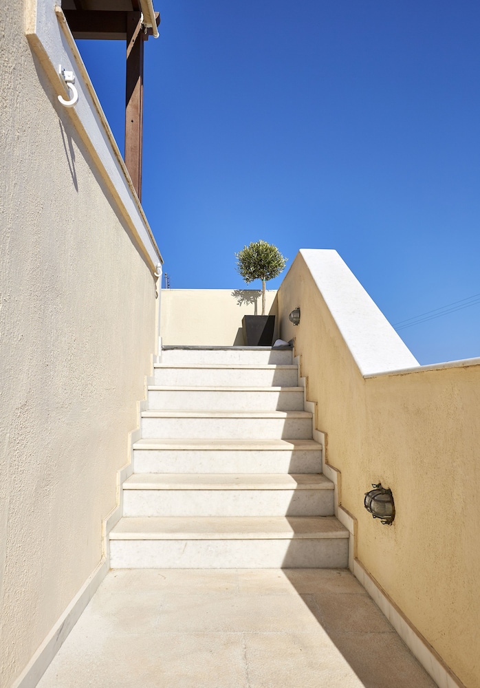 Le Blanc Suite