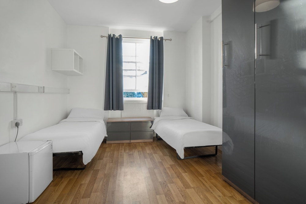 Bowden Court - Hostel
