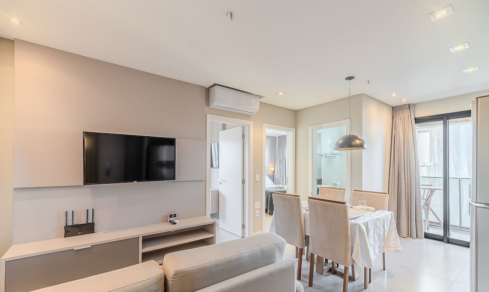 MHF II Apts Variados em Prédio com Vista para o Mar em Itapema