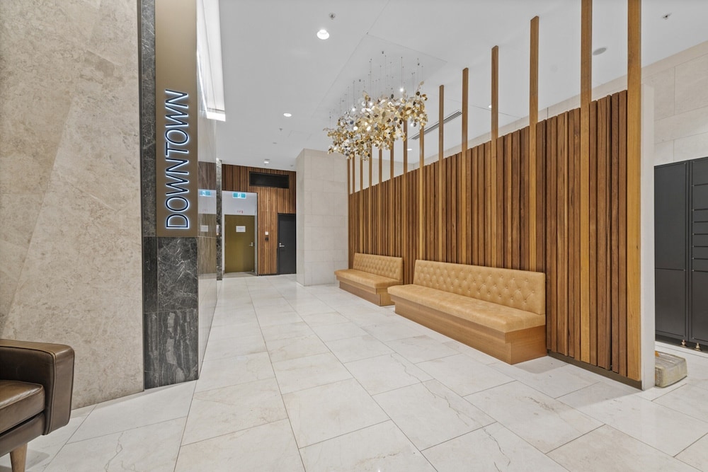 Stylish Brisbane City Stay With Bbq, Pool & Gym