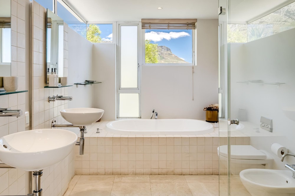 Sapphire Tide Penthouse w Sea View Private Pool