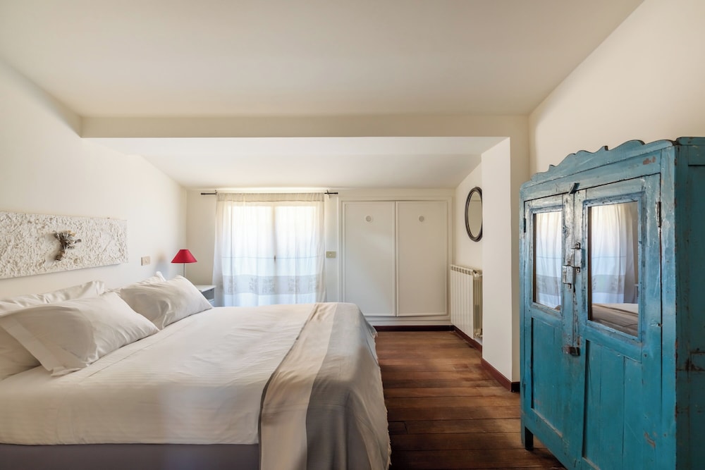 Trastevere Romantic Terraced Apartment