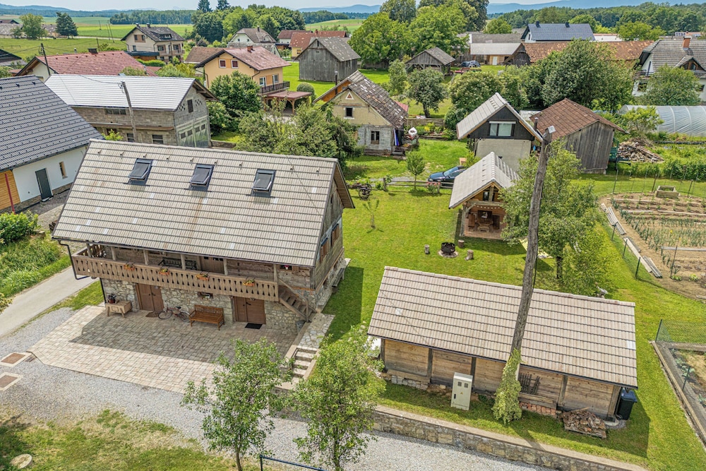 The Old Barn view 4