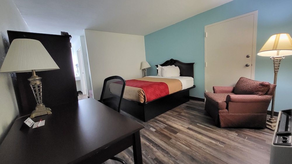 Greeneville Inn and Suites view 5
