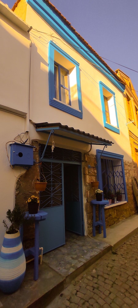 Ayvalik Moda Pansiyon - Image 33