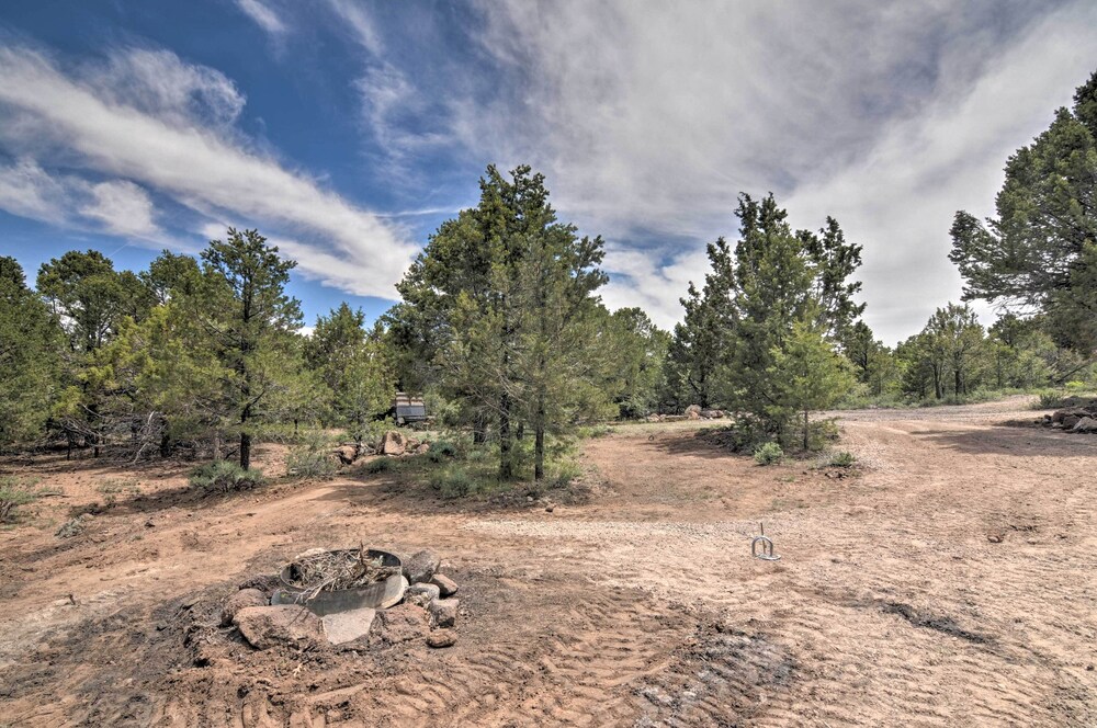 Cabin 6 Mi to Burr Trail, 32 Mi to Escalante!