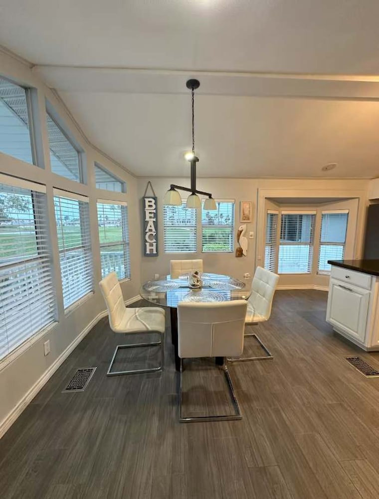 Stylish 2BR Waterfront Home w Pool Resort Access