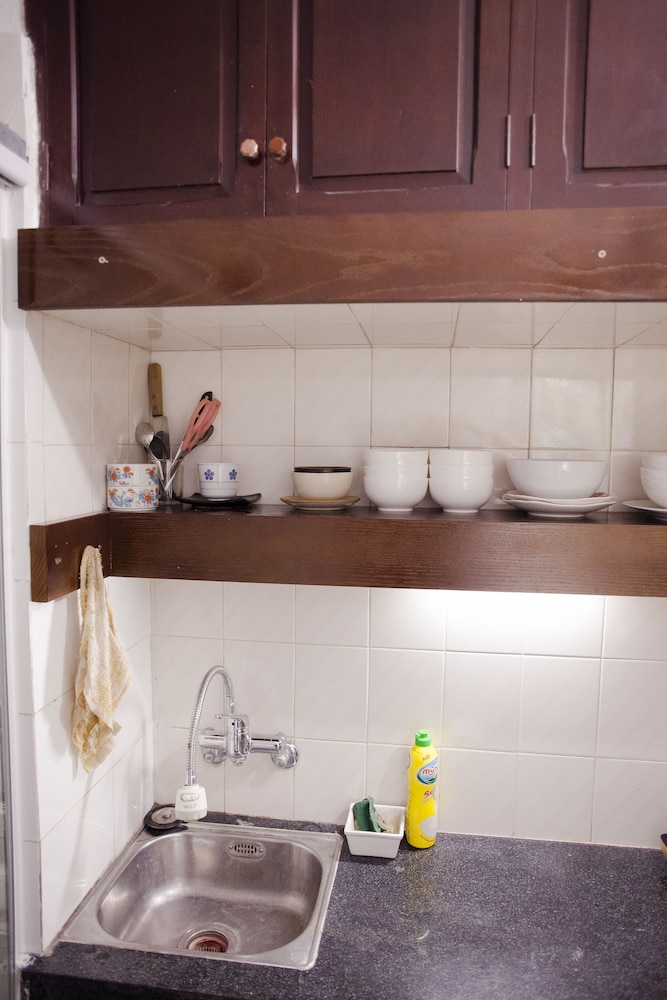 NQ Vintage House