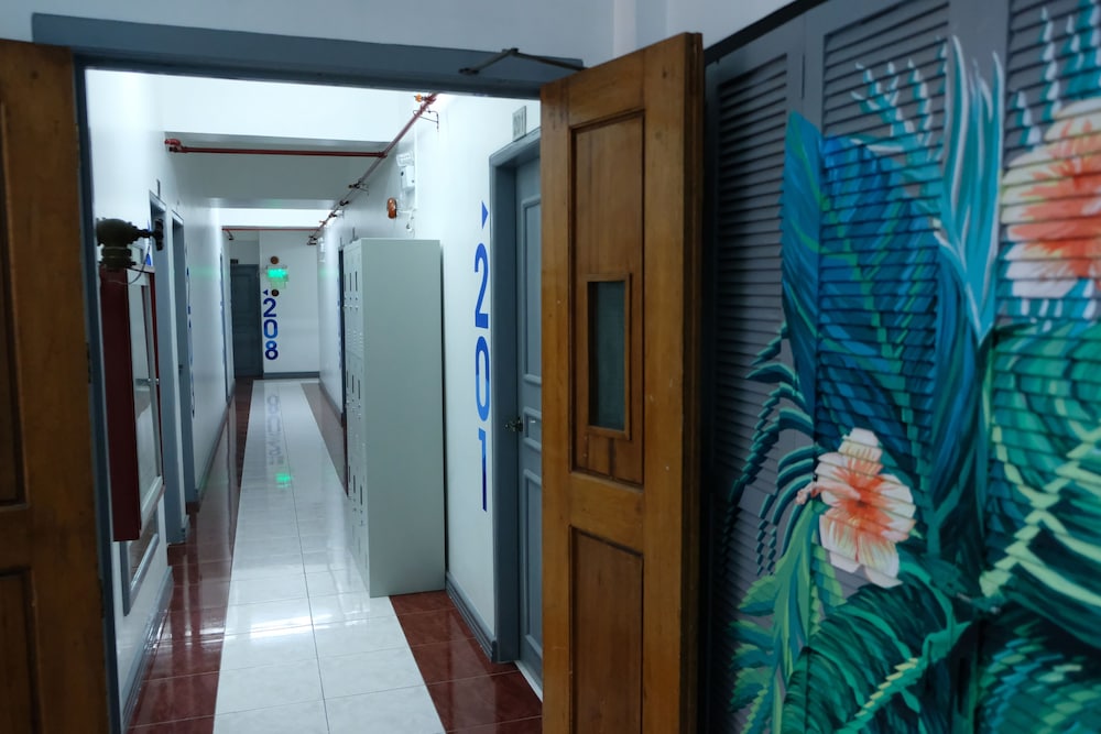 Photo 32