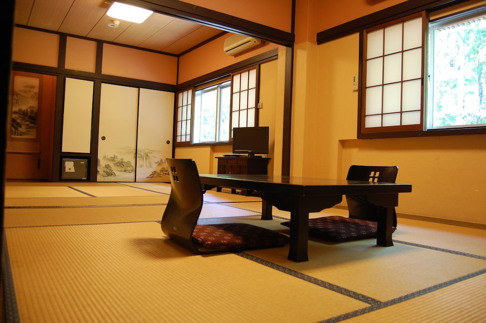 Kunihiro Yashiki