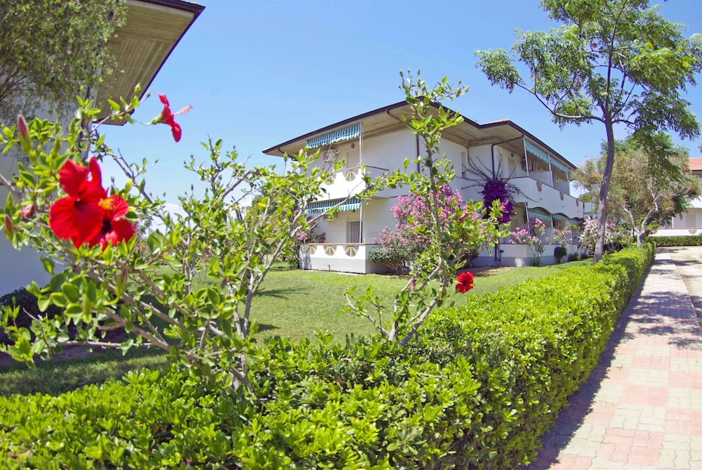 Madama Club Village view 4