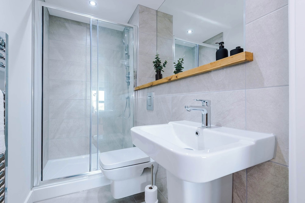 Premium City Penthouse Ideal For Business