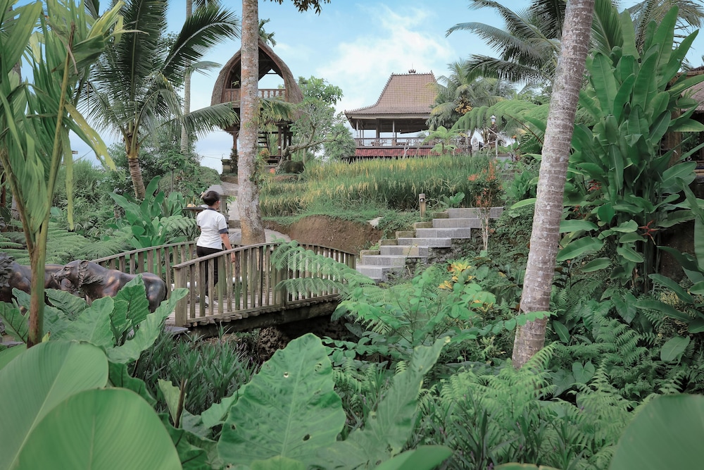 Lawani Resort