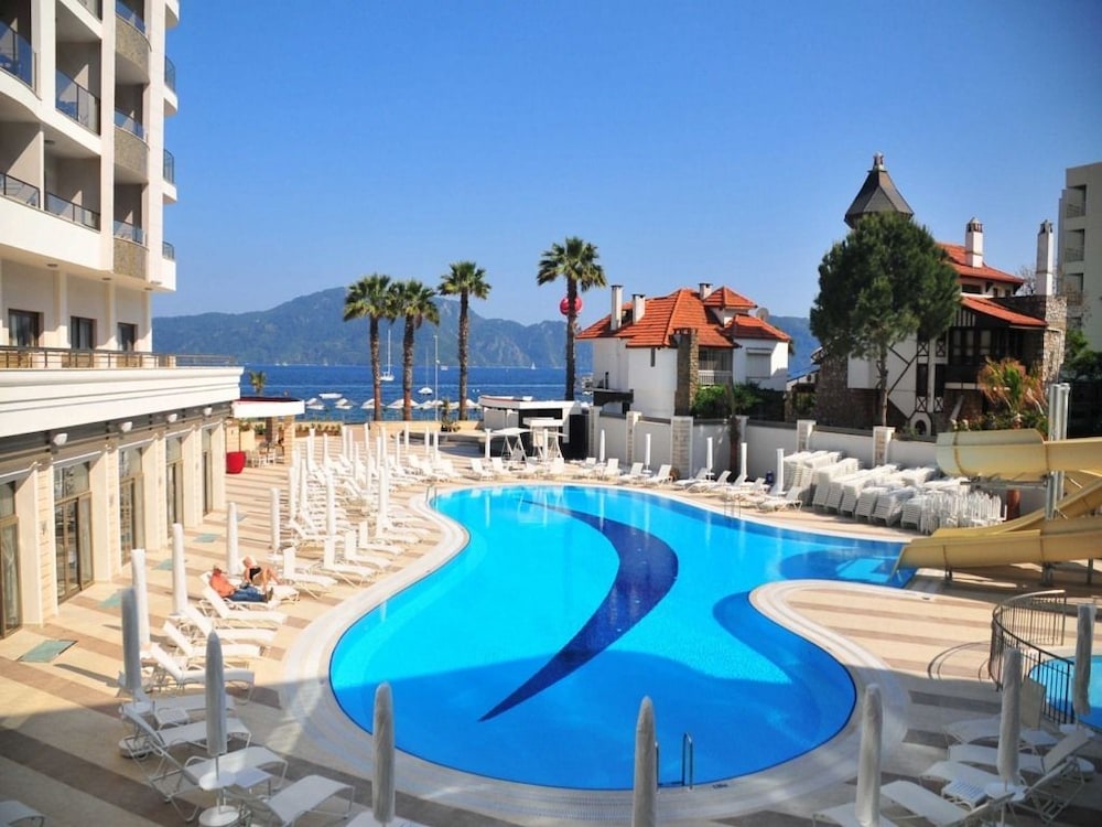 Golden Rock Beach Hotel - All Inclusive