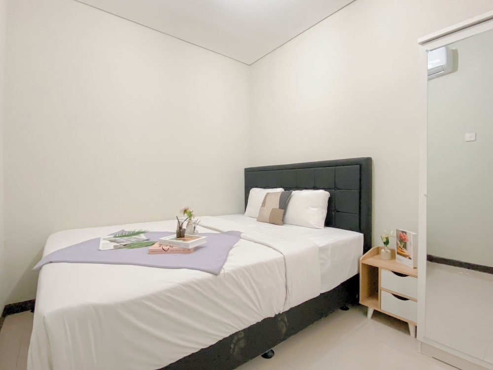 Brand New And Restful 2Br At Nifarro Park Apartment