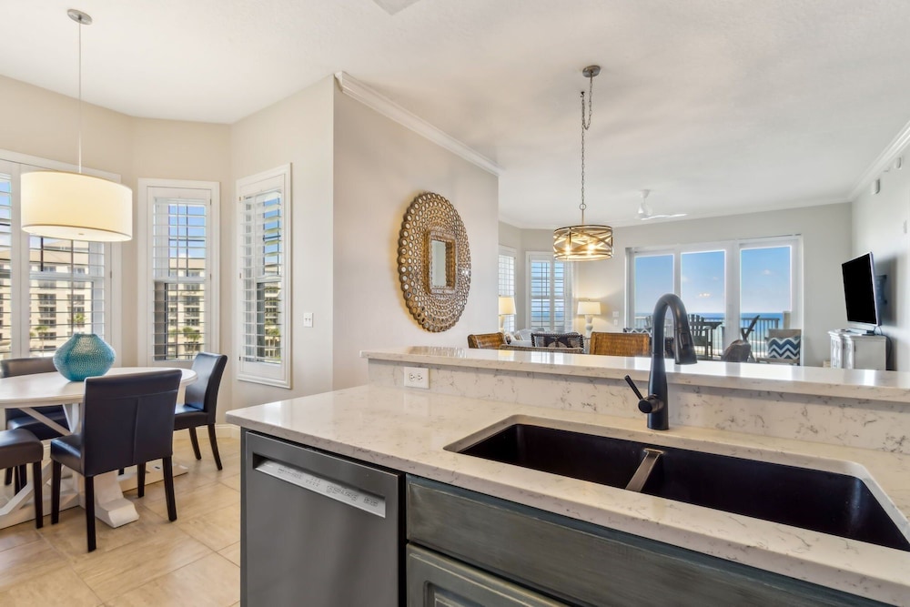 21 Ocean Place 3 Bedroom Condo