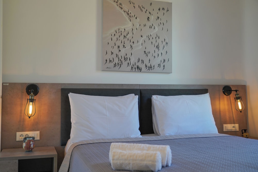 Aether Mykonos 5BR Port View Villa