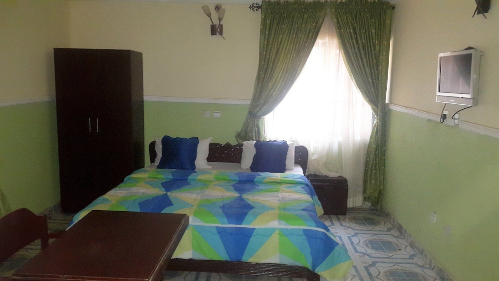 Maria Suites — photo 36