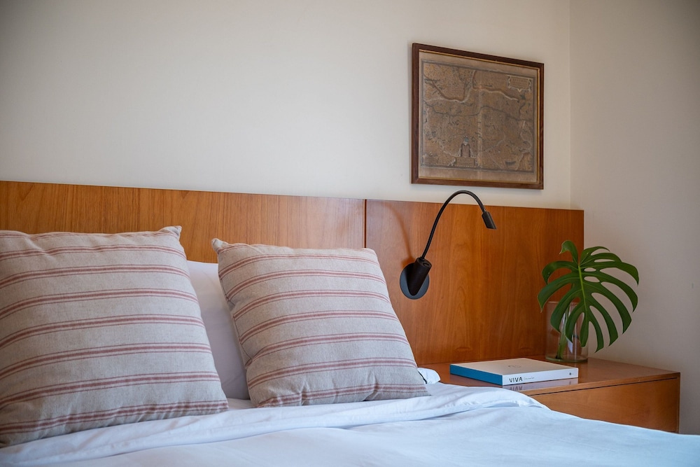 Angra - Mombaça | Mansão Espetacular Beira-Mar, 7 Suites - por Casapē Rio